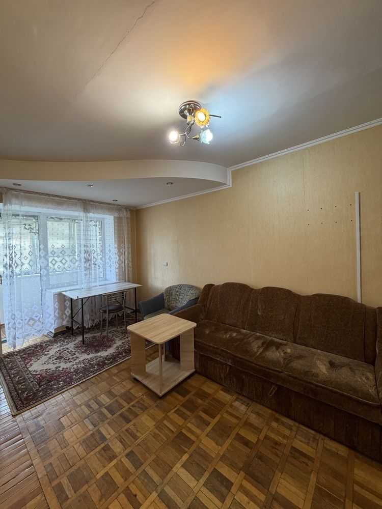 Оренда 1-кімнатної квартири 33 м², Олександра Поля просп.