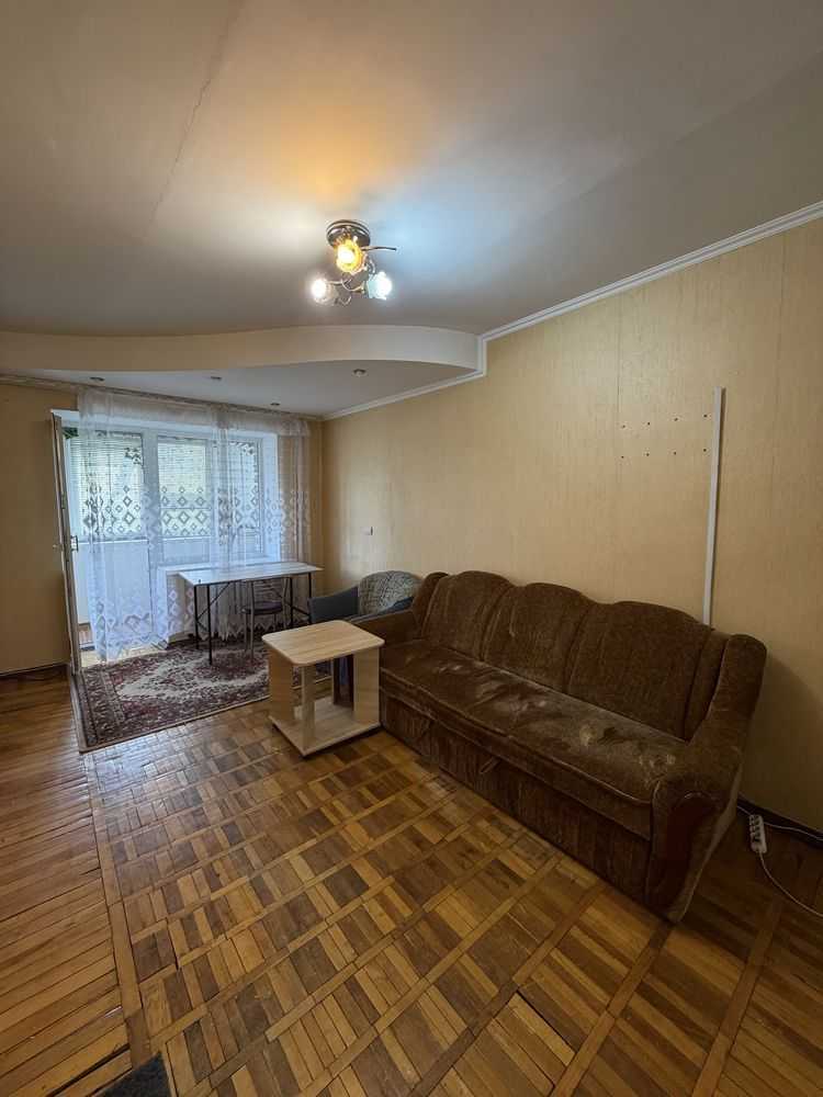 Оренда 1-кімнатної квартири 33 м², Олександра Поля просп.