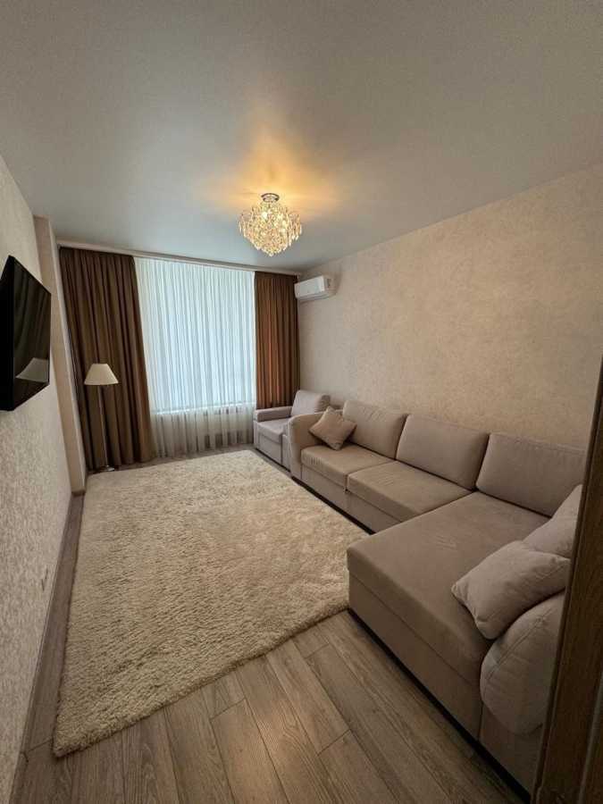 Продаж 1-кімнатної квартири 38 м², Практична вул., 4