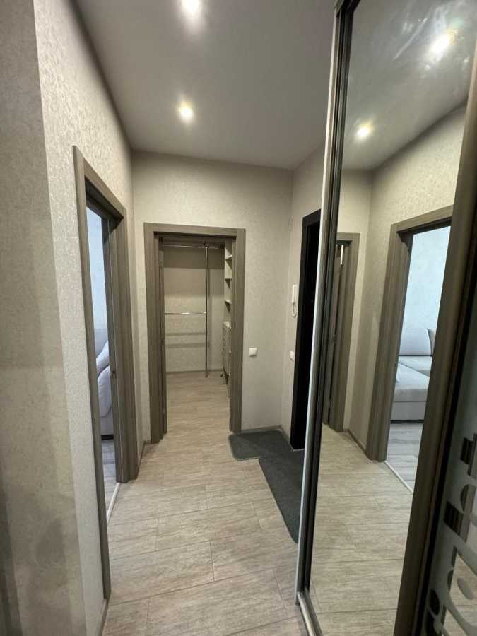 Продаж 1-кімнатної квартири 38 м², Практична вул., 4