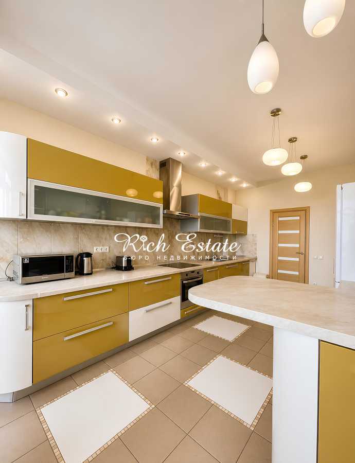 Аренда 3-комнатной квартиры 120 м², Сечевых Стрельцов ул., 52А