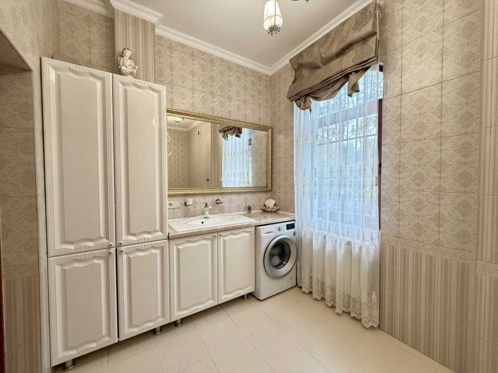 Оренда будинку 300 м², Радистів вул.