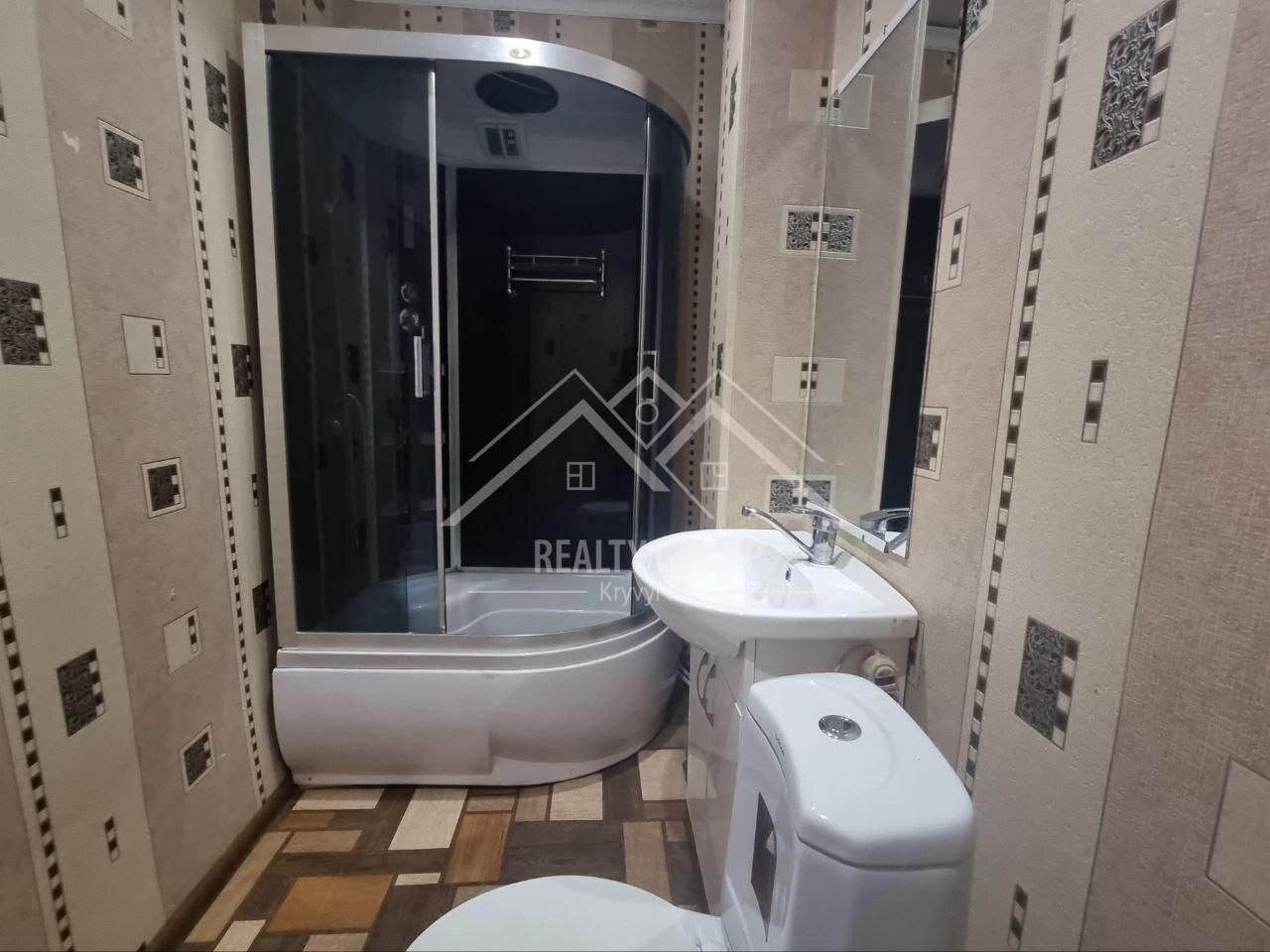 Продаж 2-кімнатної квартири 49.4 м², Байди Вишневецького вул.