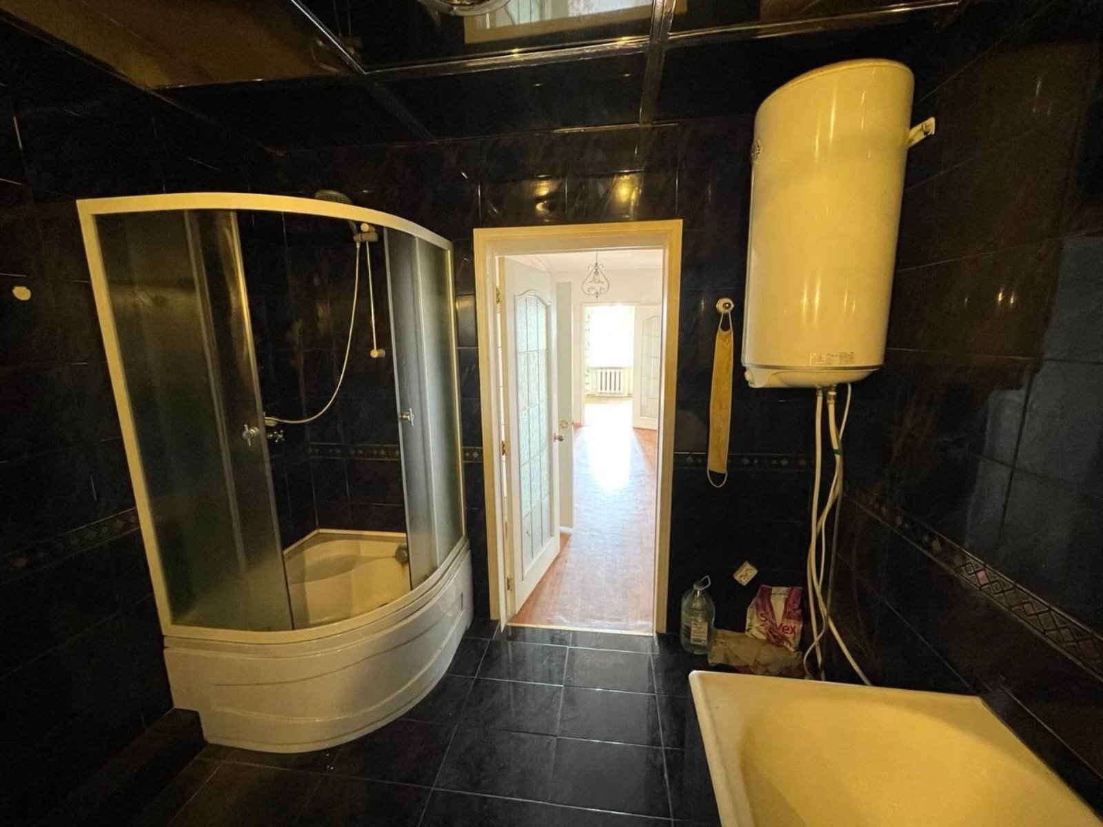 Продажа 4-комнатной квартиры 94 м², Люстдорфская дор.