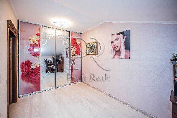 Продаж 3-кімнатної квартири 95 м², Івана Франка вул., 5