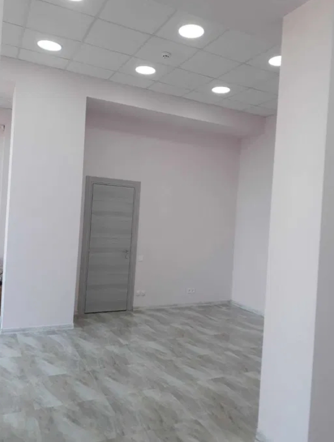 Оренда офісу 50 м², Массив Радужный вул.