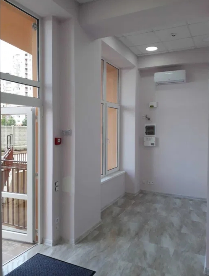 Оренда офісу 50 м², Массив Радужный вул.