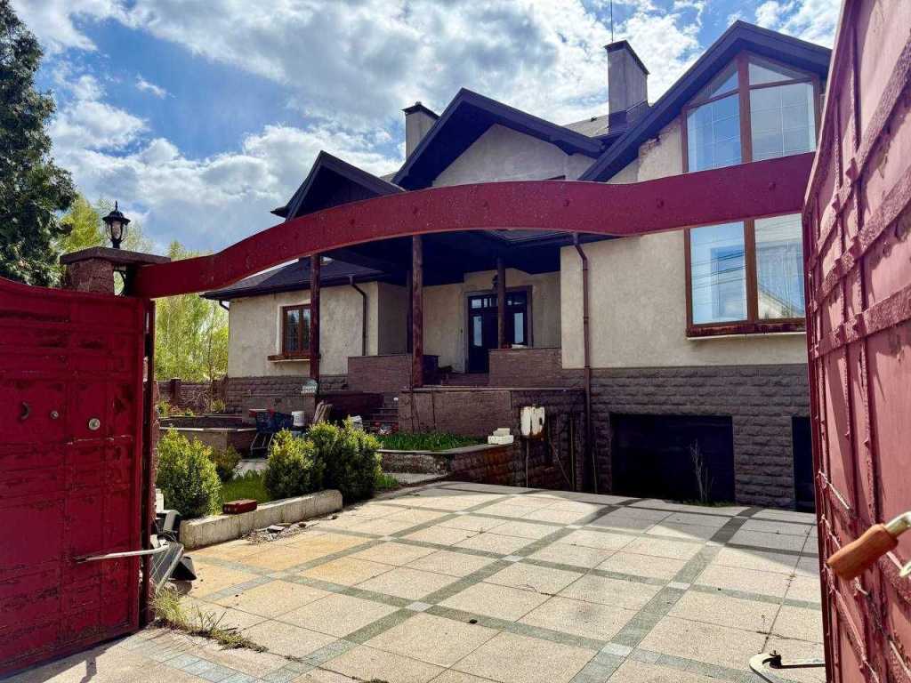 Продаж будинку 865 м², Русановская