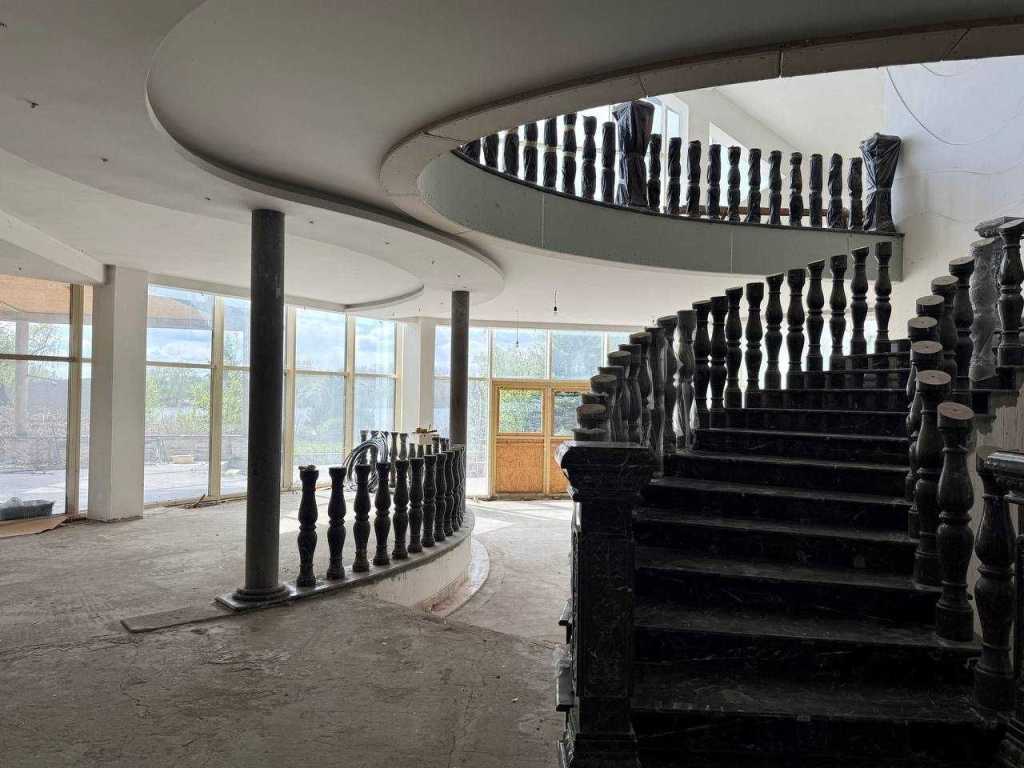 Продаж будинку 865 м², Русановская