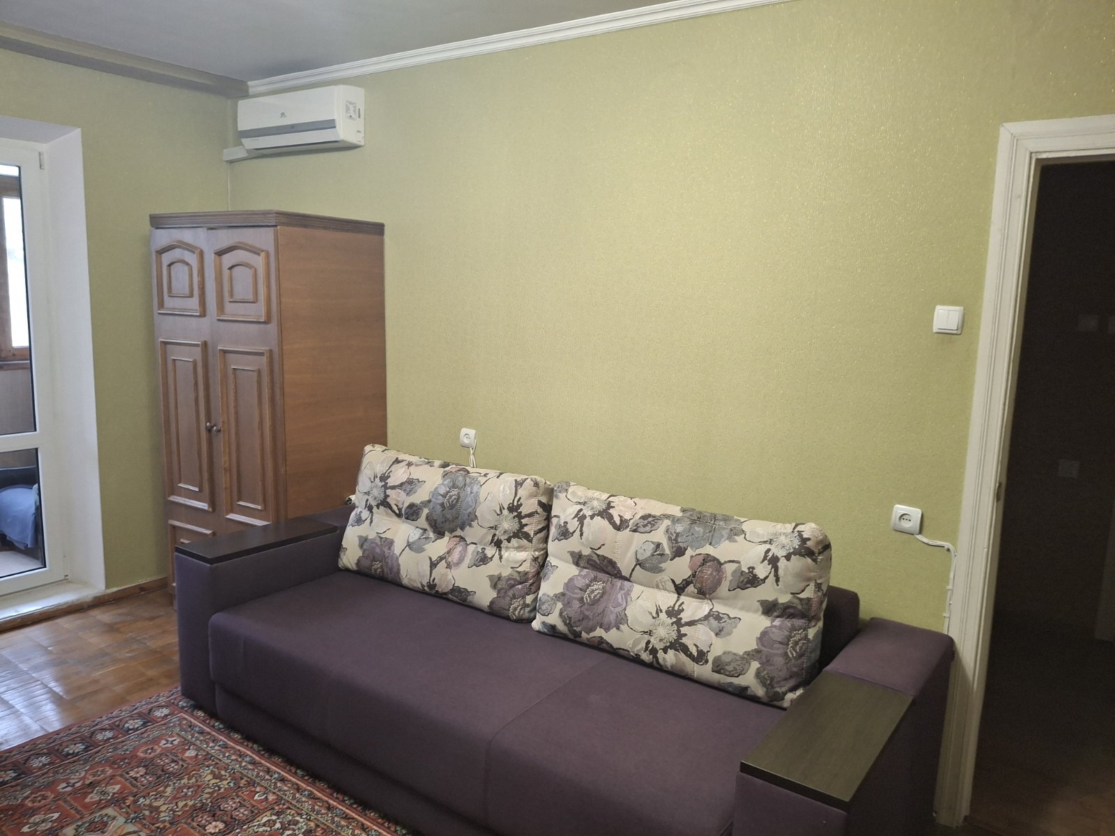 Аренда 1-комнатной квартиры 39 м², Ларисы Руденко ул., 13