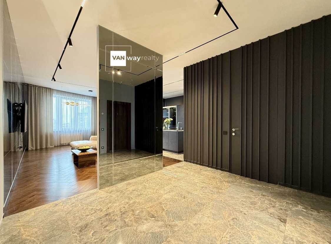 Продаж 3-кімнатної квартири 126.7 м², Микільсько-Слобідська вул., 3А