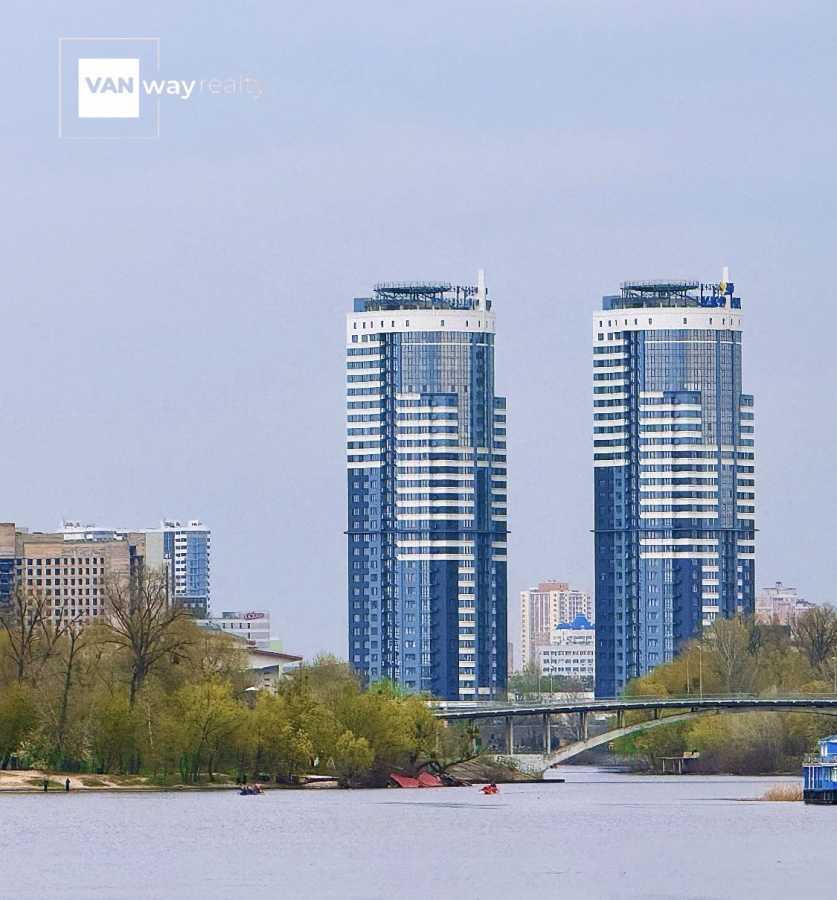 Продаж 3-кімнатної квартири 126.7 м², Микільсько-Слобідська вул., 3А