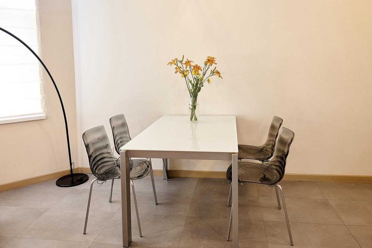 Аренда 4-комнатной квартиры 150 м², Щекавицкая ул., 30/39