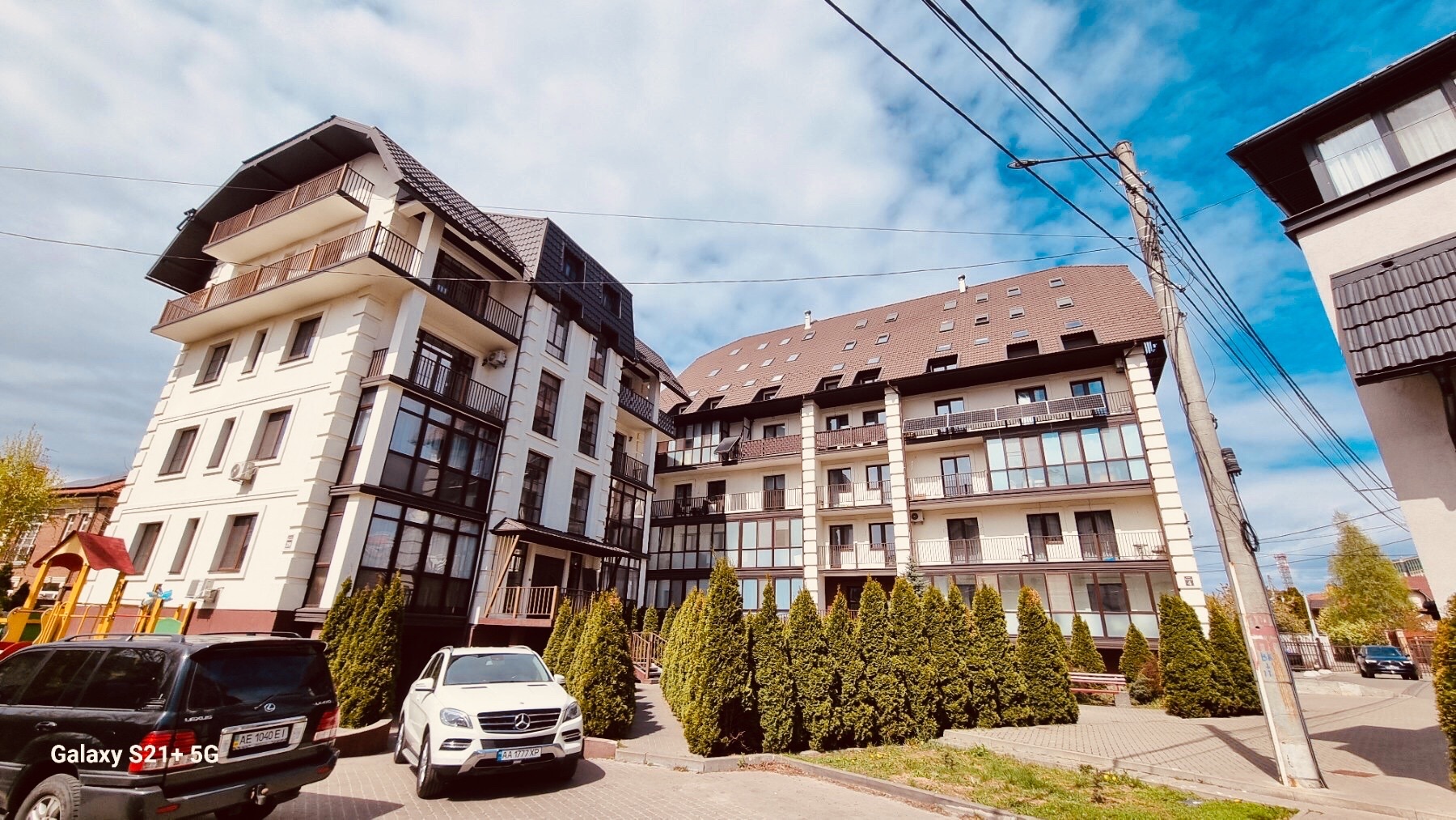 Продаж 3-кімнатної квартири 102 м², Творча вул., 4