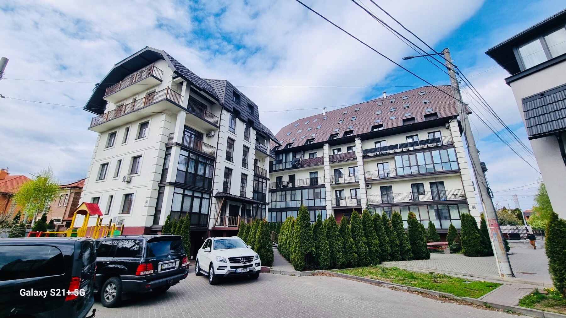 Продаж 3-кімнатної квартири 102 м², Творча вул., 4