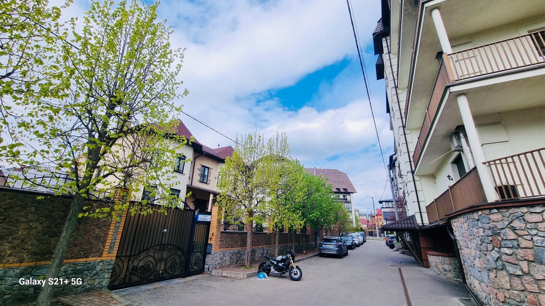 Продаж 3-кімнатної квартири 102 м², Творча вул., 4