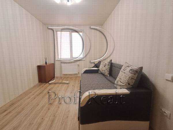 Продаж 1-кімнатної квартири 38 м², Вишнева вул., Машинобудівельників вулиця, 31