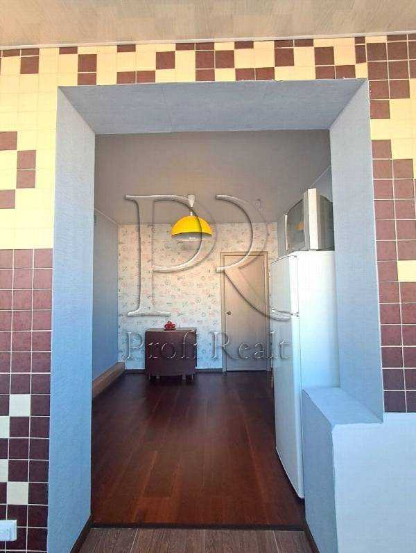 Продаж 1-кімнатної квартири 38 м², Вишнева вул., Машинобудівельників вулиця, 31