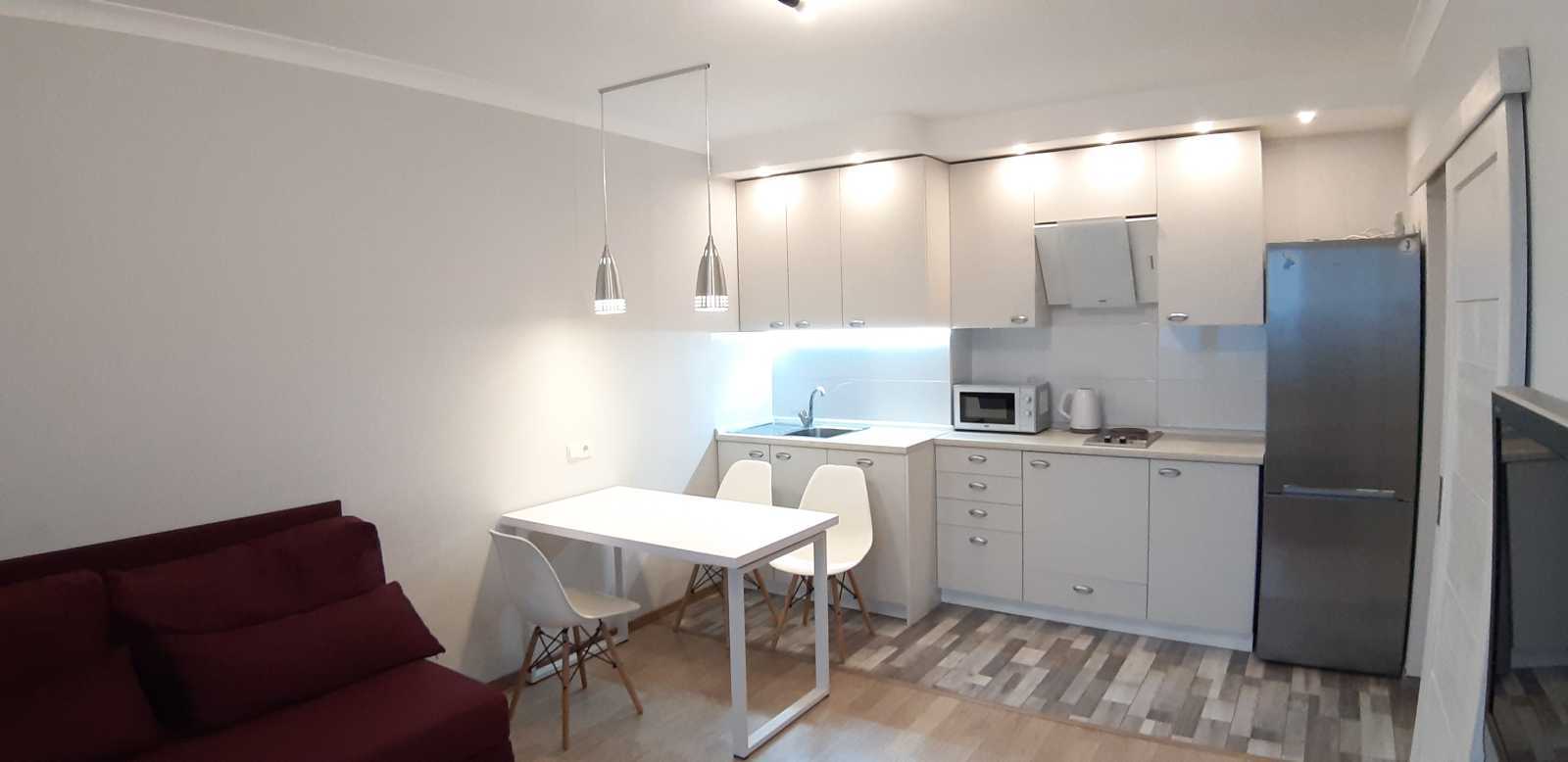 Аренда 1-комнатной квартиры 50 м², Академика Глушкова просп., 9Е