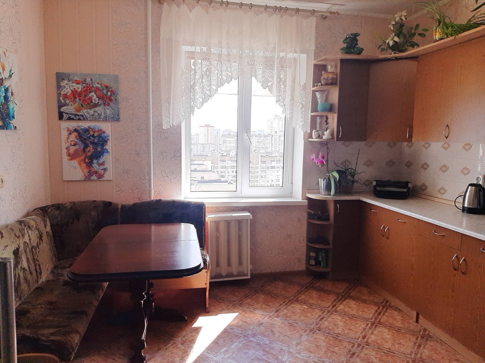 Продажа 2-комнатной квартиры 67 м², Милославская ул., 31Б