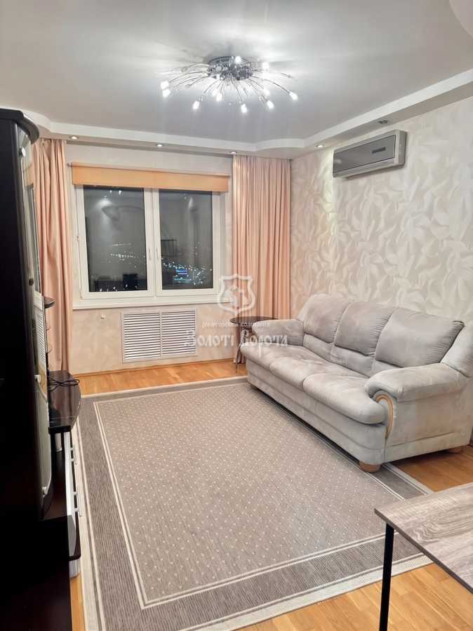 Продаж 2-кімнатної квартири 68 м², Феодосійський пров., 14А
