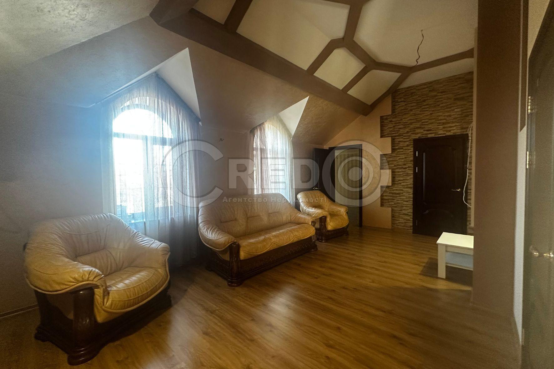 Продажа дома 250 м², Украинская ул.