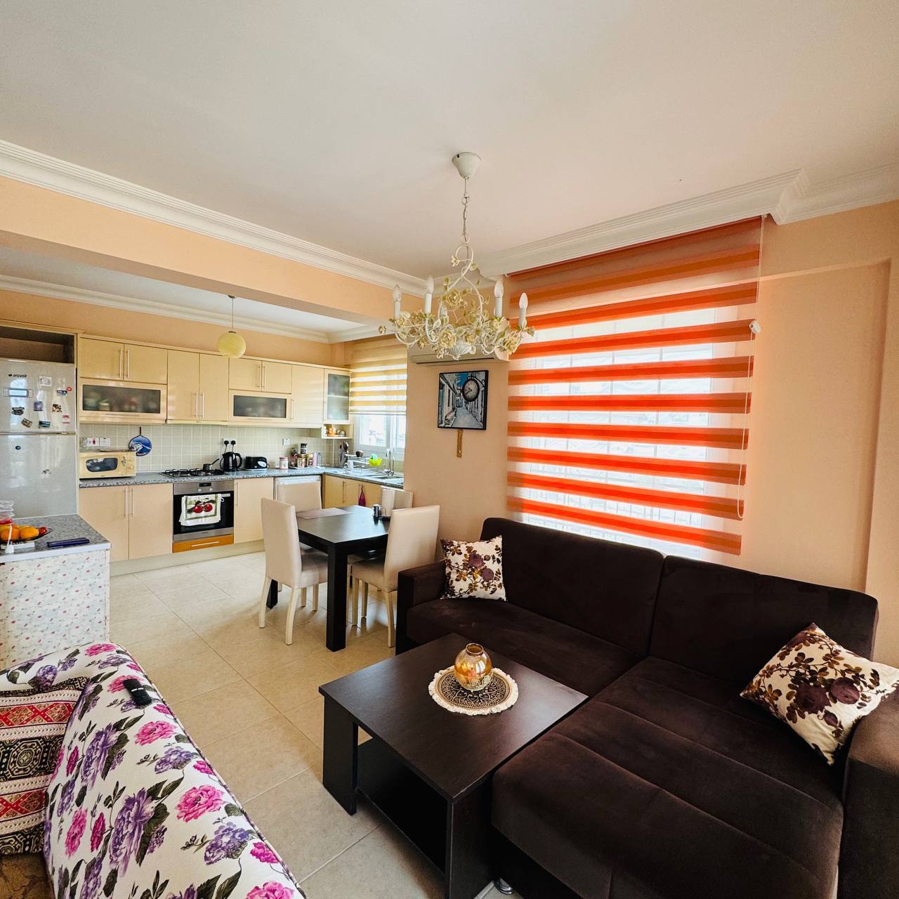 Продаж 3-кімнатної квартири 142 м²
