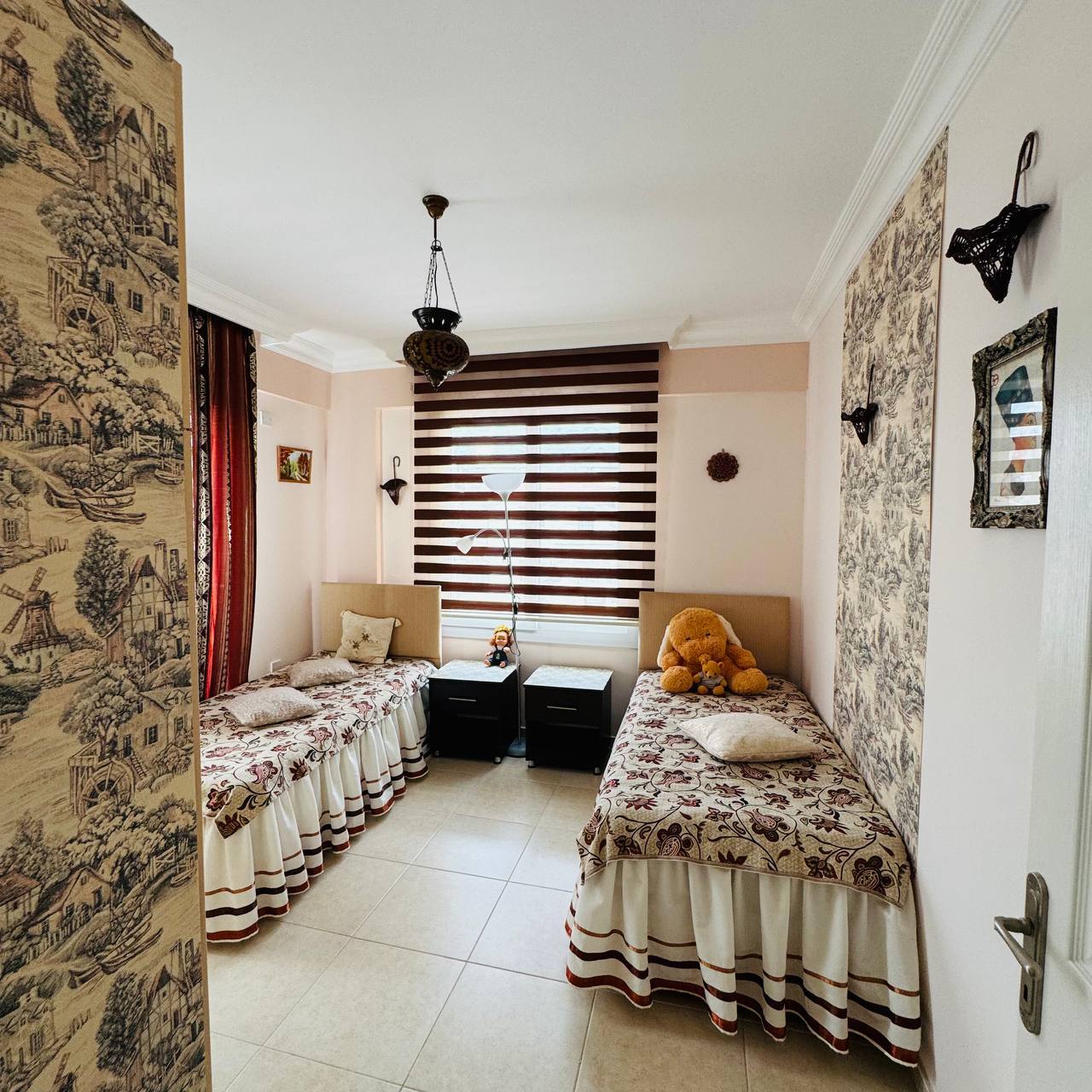 Продаж 3-кімнатної квартири 142 м²