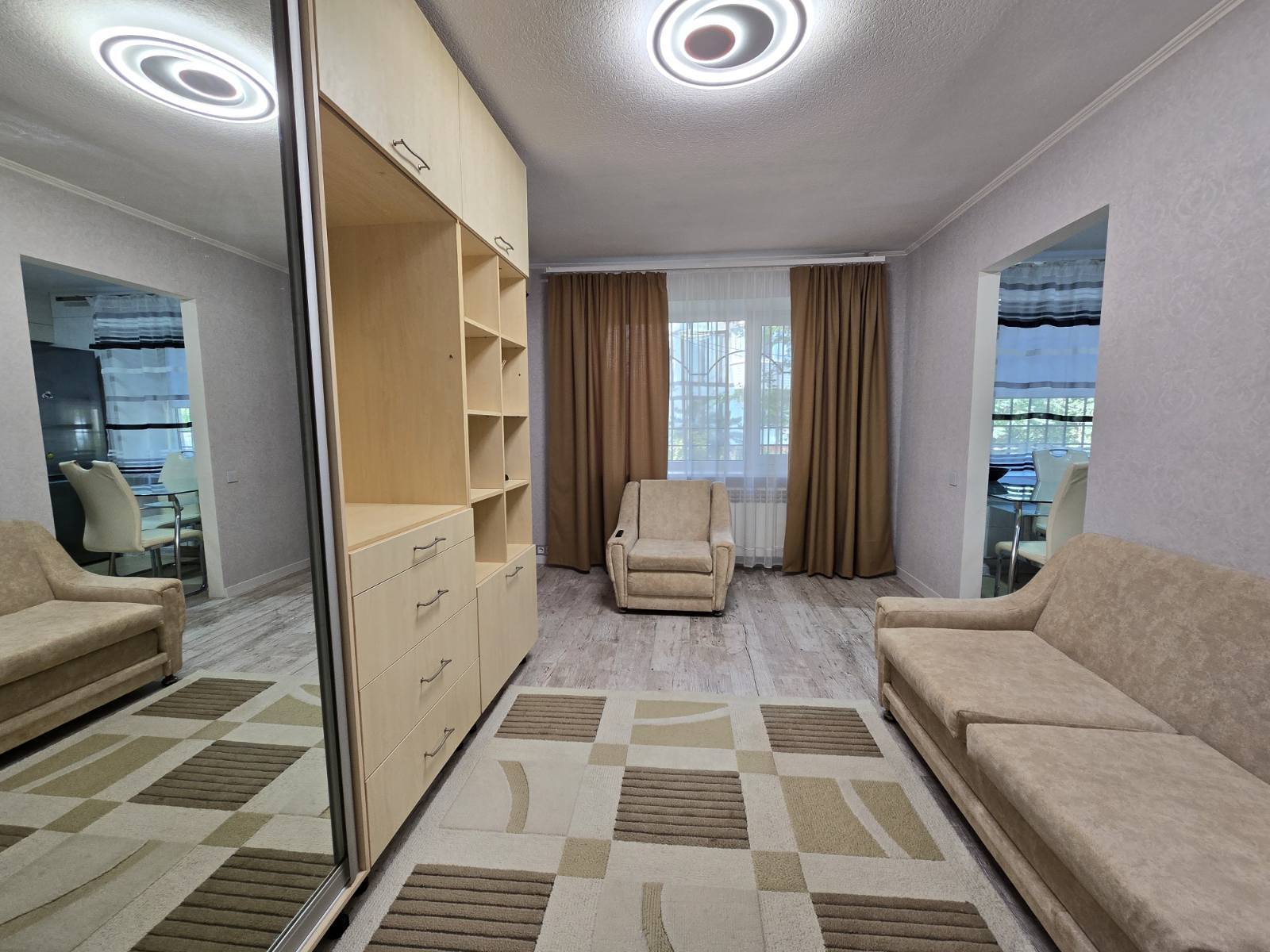 Оренда 2-кімнатної квартири 46 м², Гладкова вул., 27
