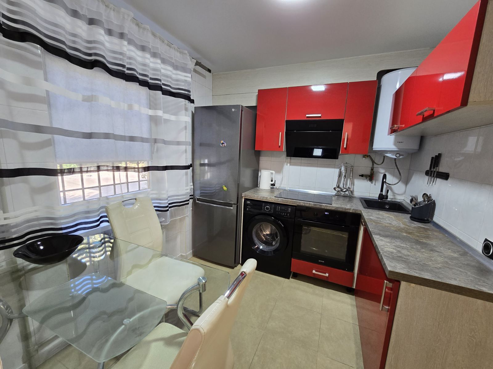 Оренда 2-кімнатної квартири 46 м², Гладкова вул., 27