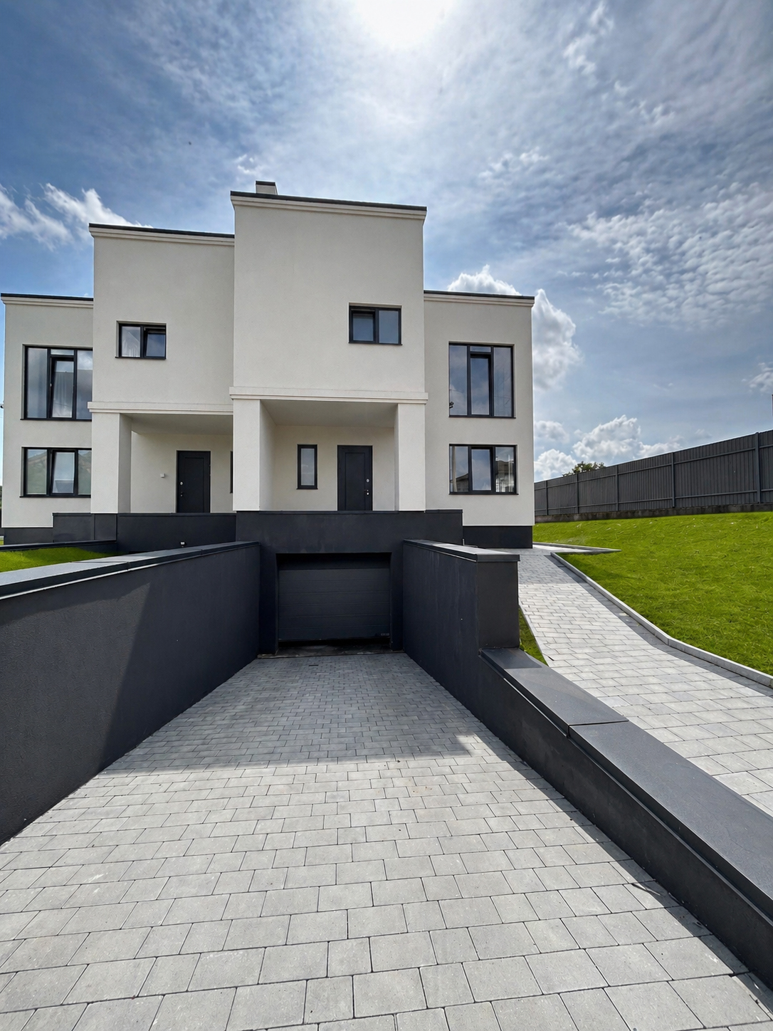 Продажа дуплекса 250 м²