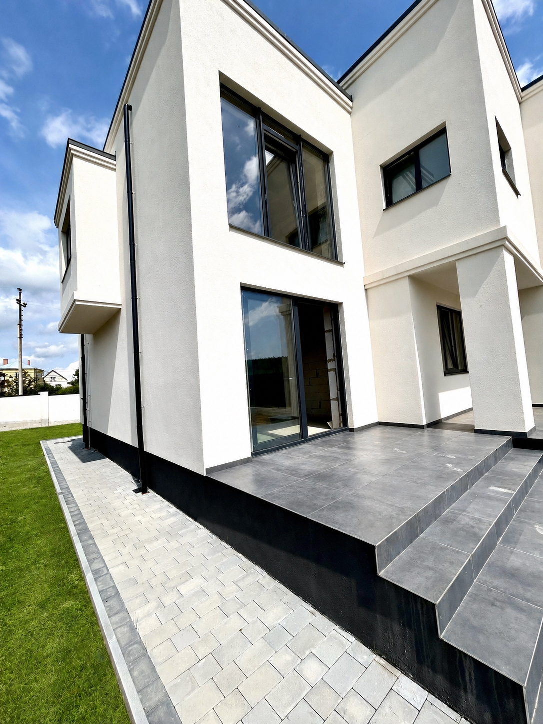 Продажа дуплекса 250 м²