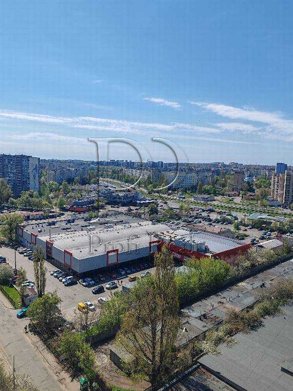 Продаж 3-кімнатної квартири 75 м², Симиренка вул., 1Г