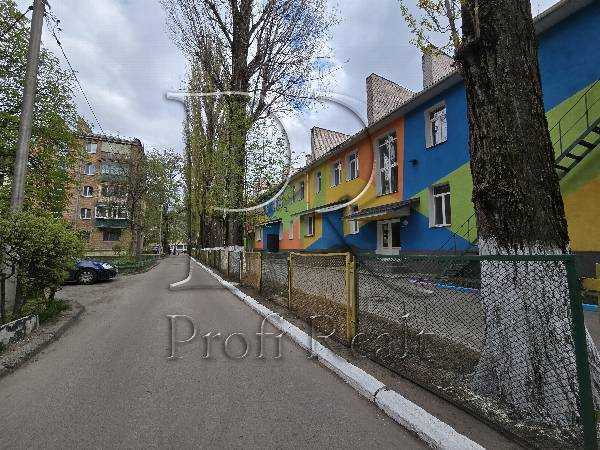 Продаж 2-кімнатної квартири 44 м², Івана Неходи вул., 3