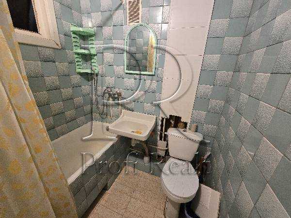 Продаж 2-кімнатної квартири 44 м², Івана Неходи вул., 3