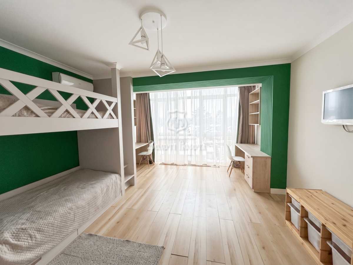 Продаж 3-кімнатної квартири 80 м², Радистів вул., 34к
