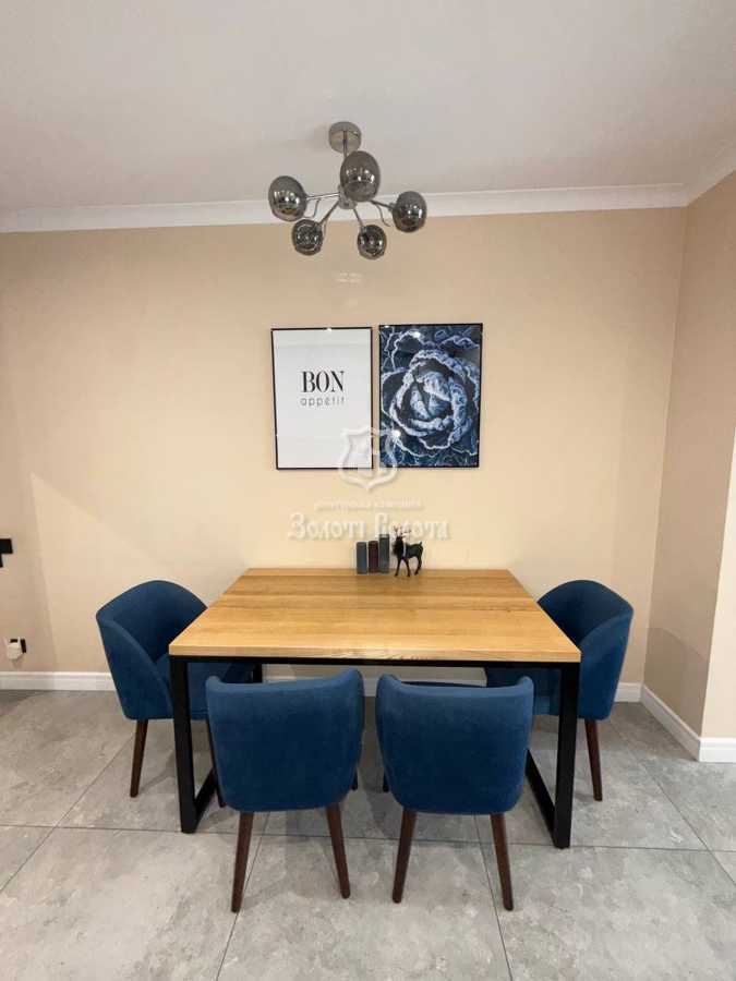Продаж 3-кімнатної квартири 80 м², Радистів вул., 34к