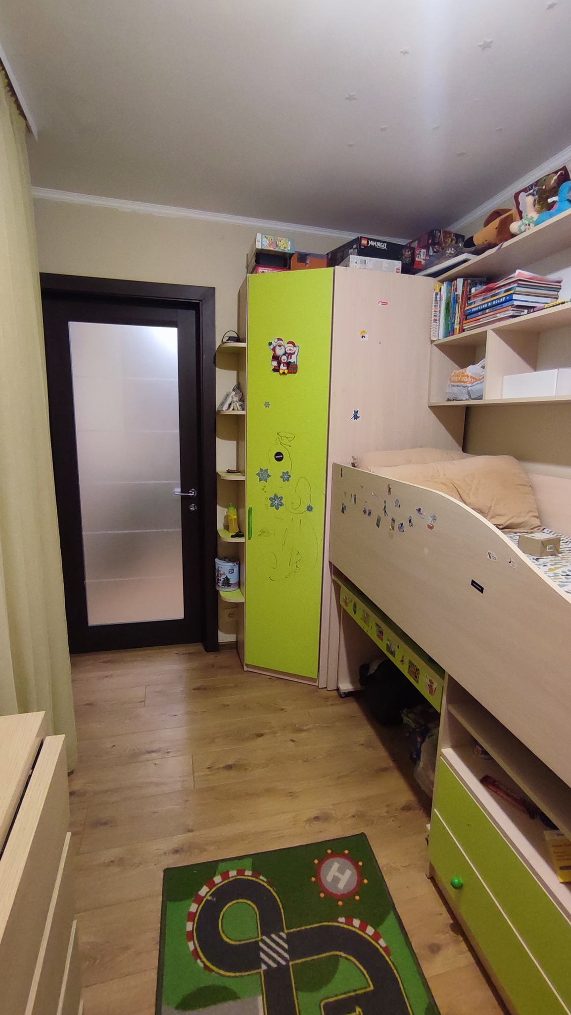 Продаж 2-кімнатної квартири 48 м², Погранична вул., 42