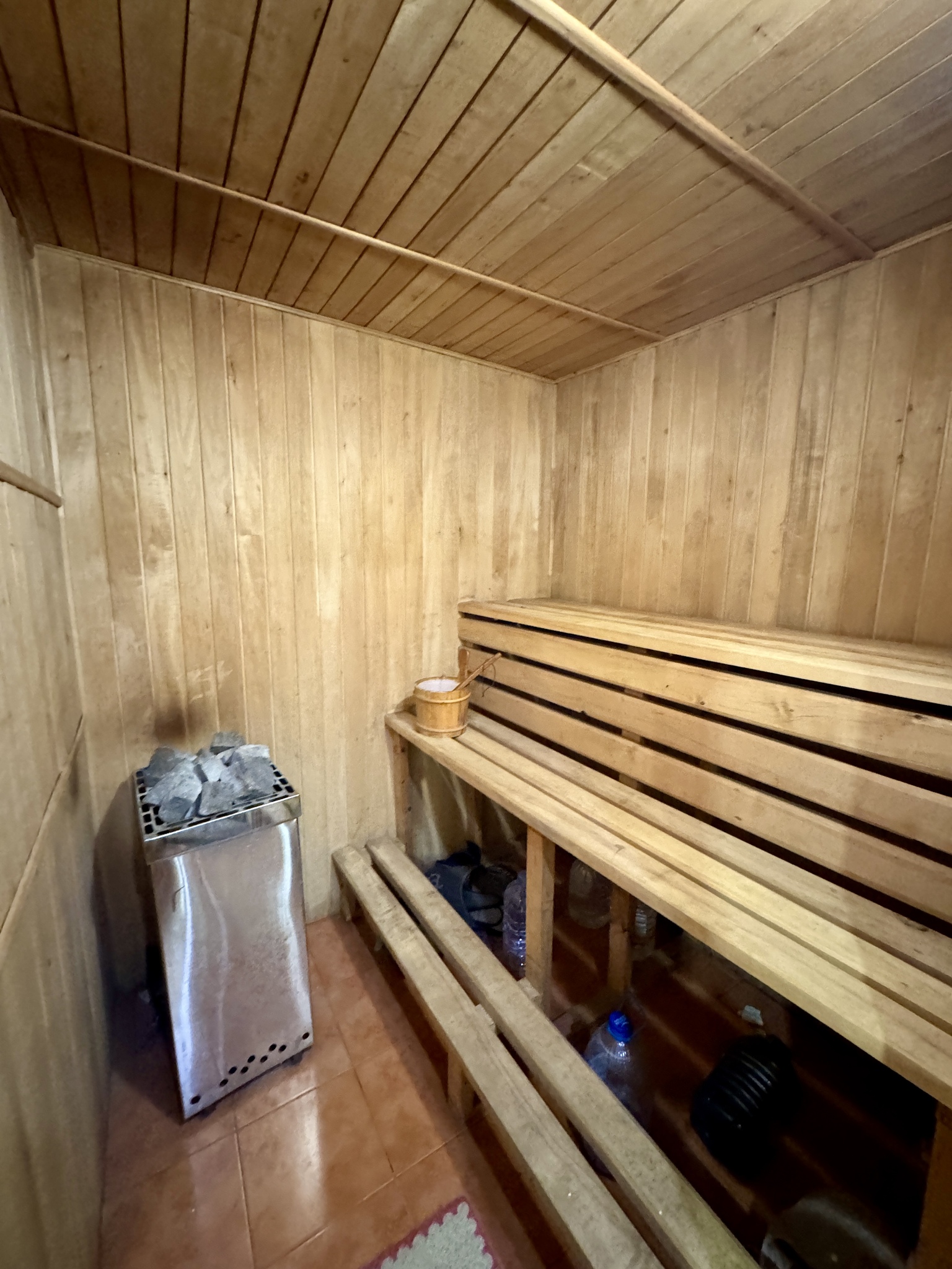 Продаж будинку 461 м²