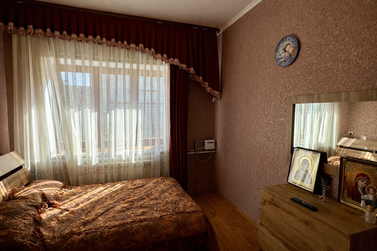 Продаж будинку 461 м²