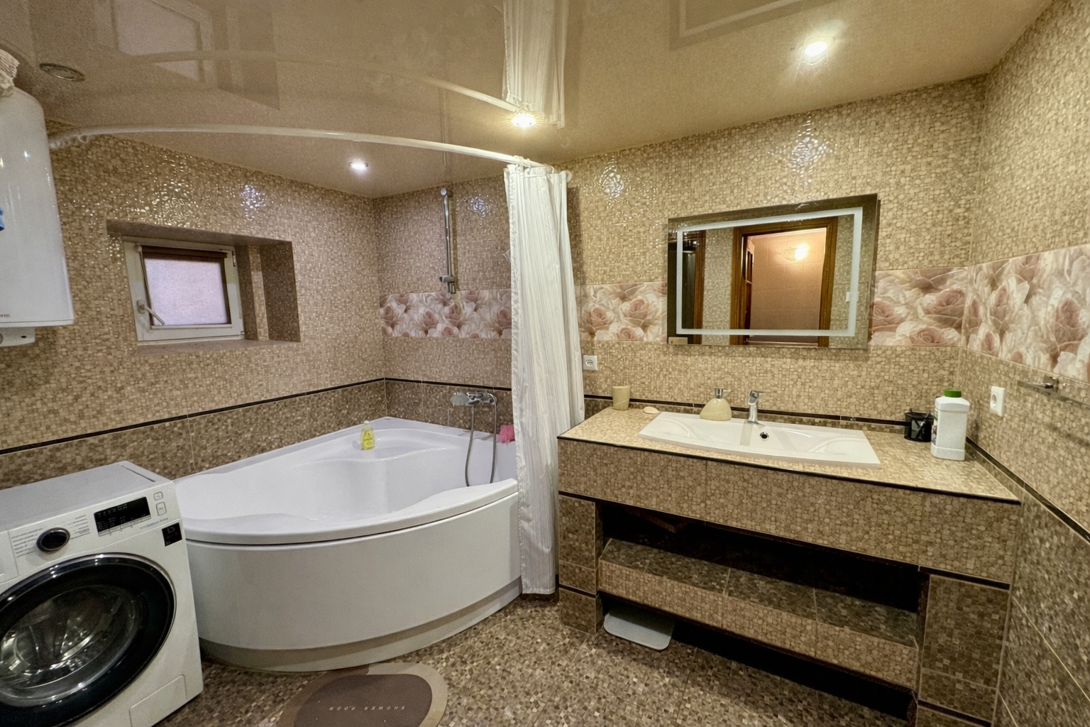 Продаж будинку 461 м²