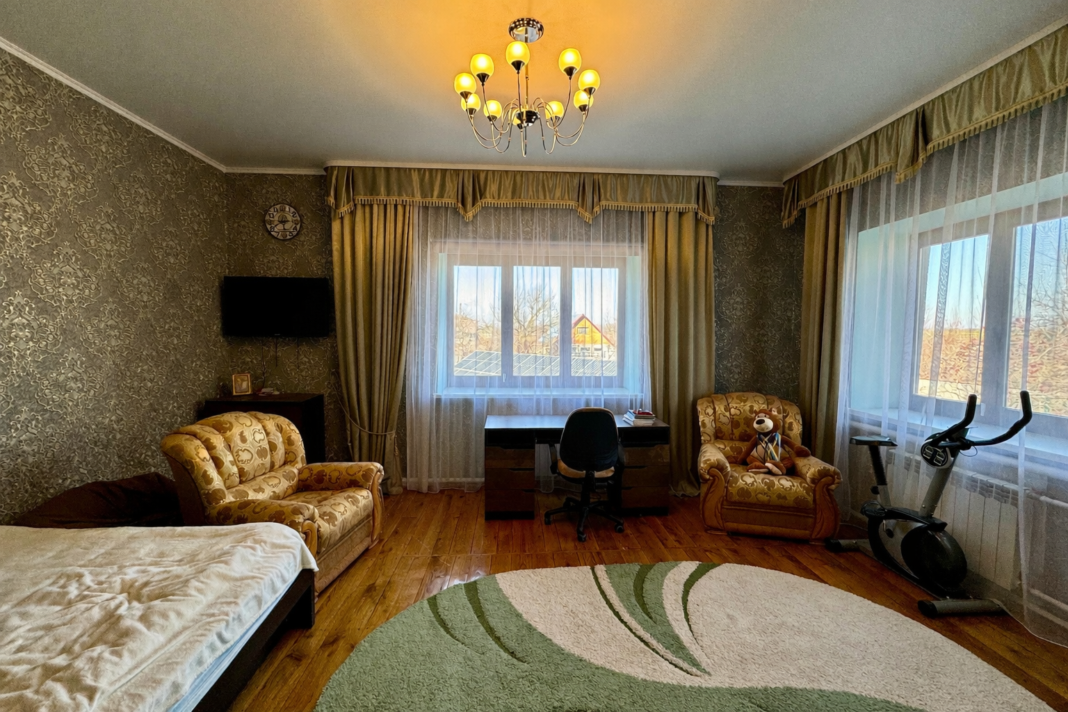 Продаж будинку 461 м²