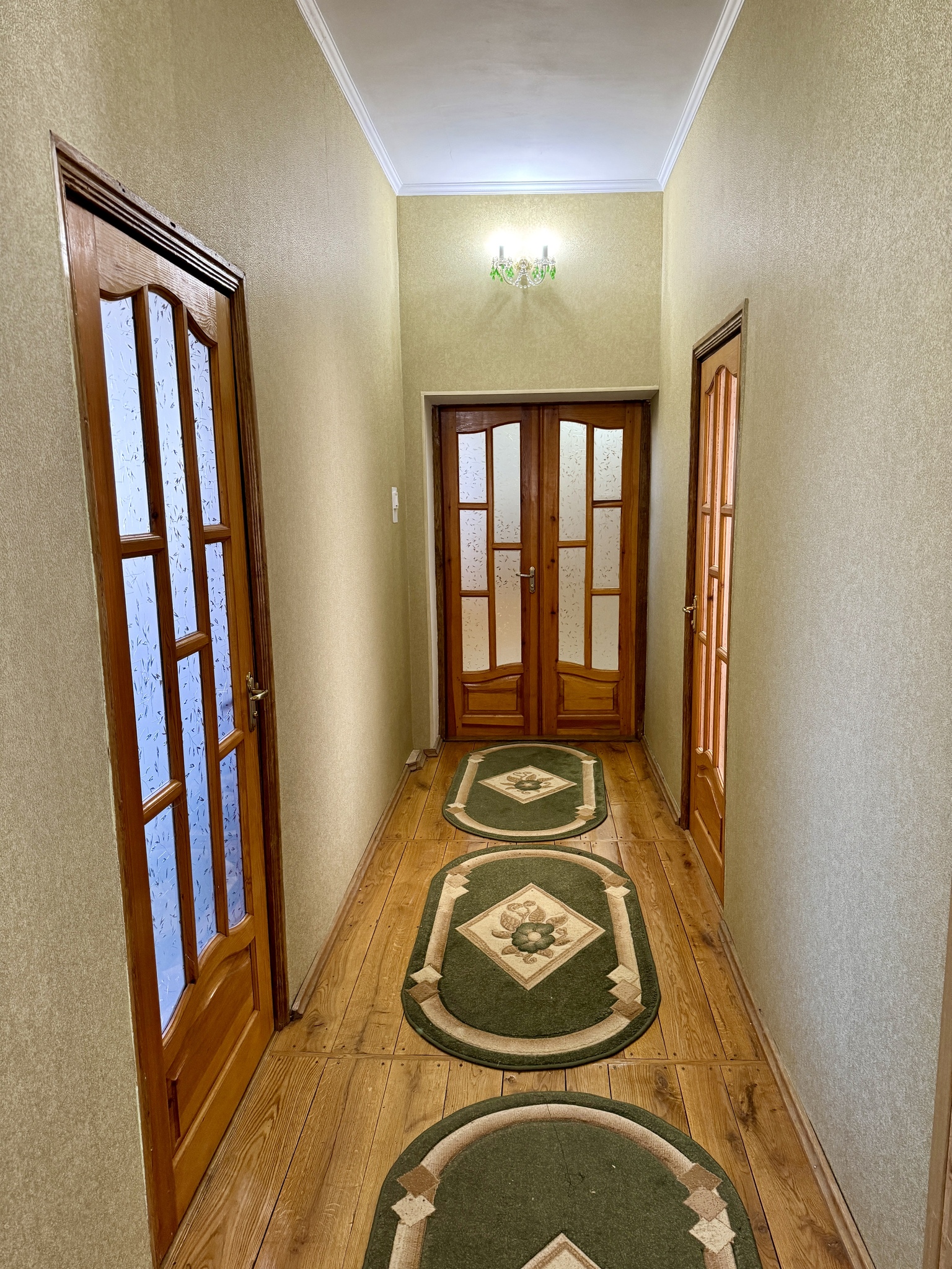 Продаж будинку 461 м²