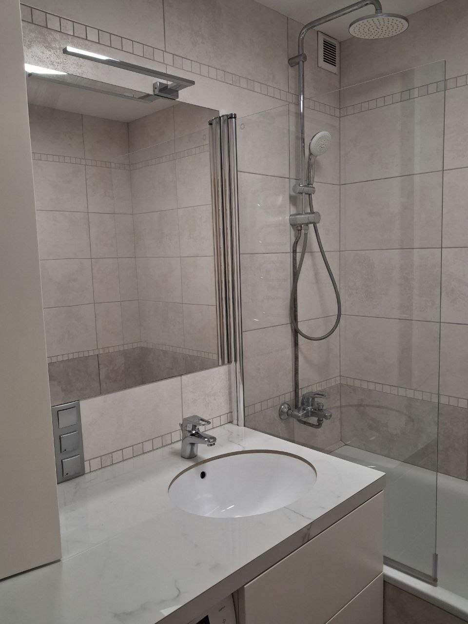 Продаж 2-кімнатної квартири 59 м², Академіка Єфремова вул., 25