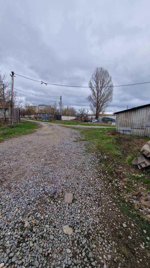Продаж приміщення вільного призначення 3700 м², Узинська вул.