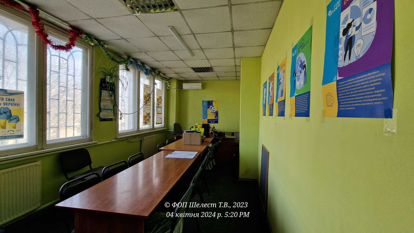 Продаж приміщення вільного призначення 3700 м², Узинська вул.