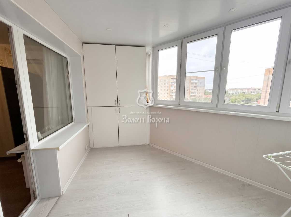 Продаж 2-кімнатної квартири 77 м², Науки просп., 55А