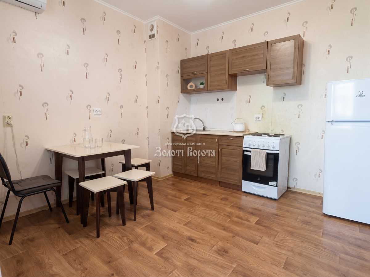 Продаж 2-кімнатної квартири 77 м², Науки просп., 55А