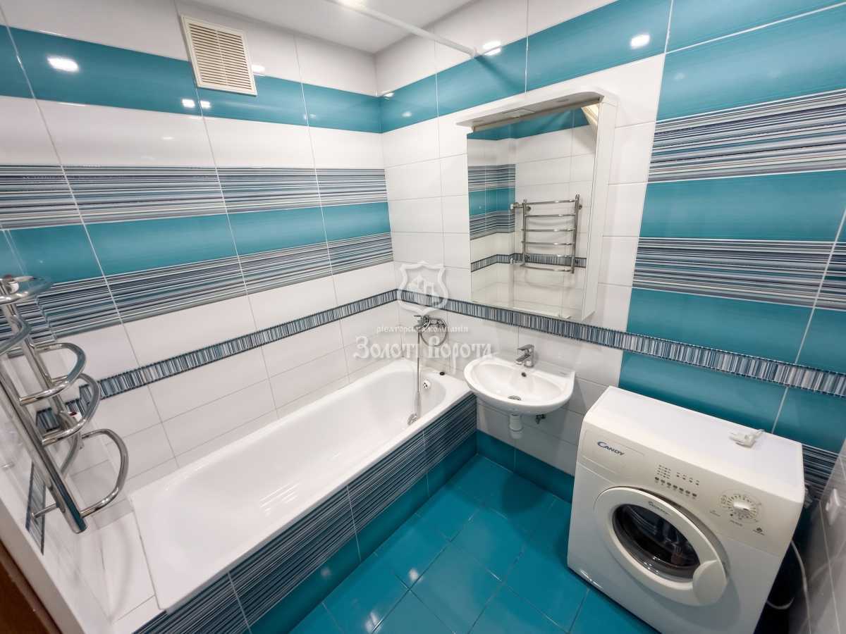 Продаж 2-кімнатної квартири 77 м², Науки просп., 55А