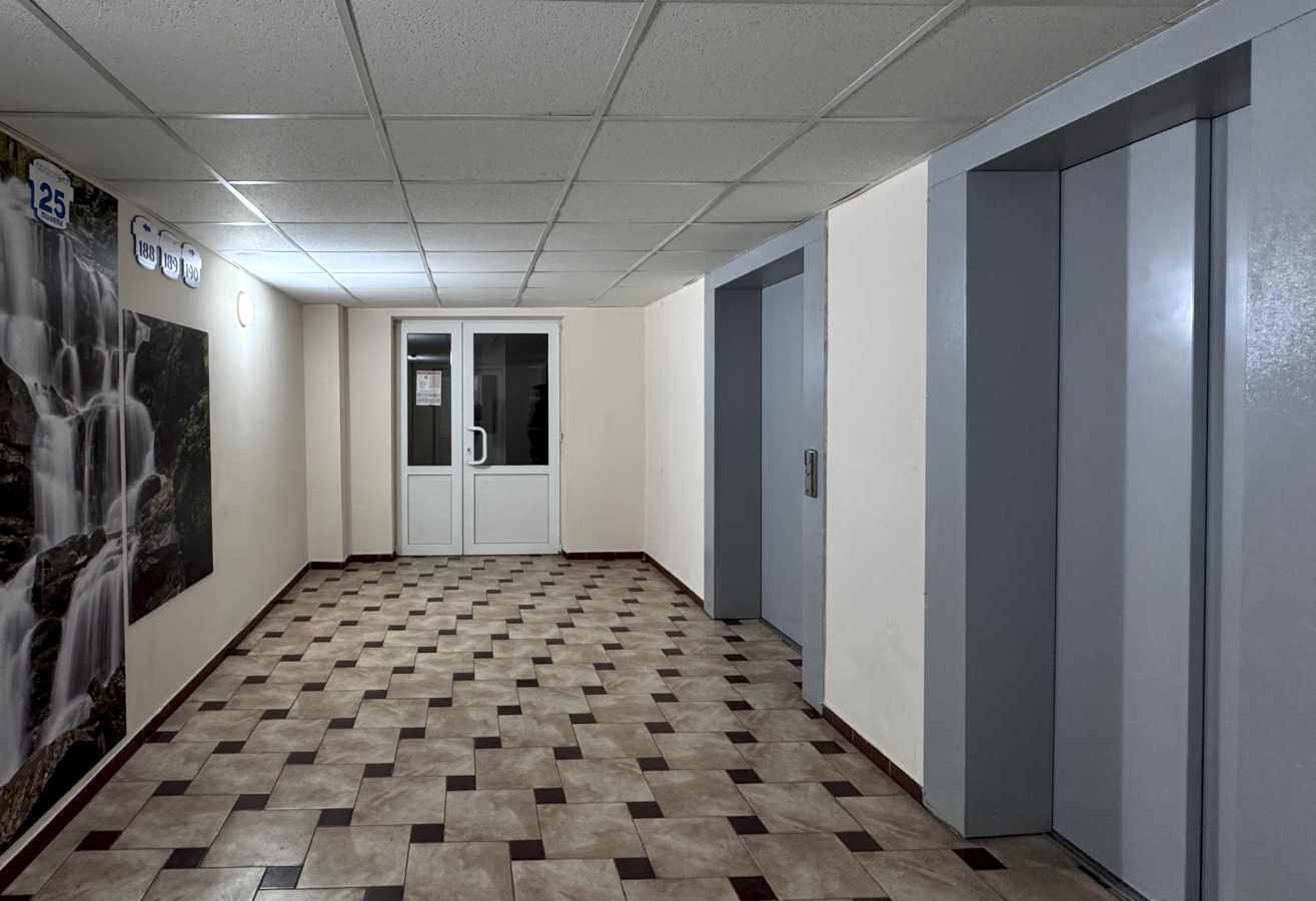Продажа офиса 247 м², Оболонский просп., 1 К1
